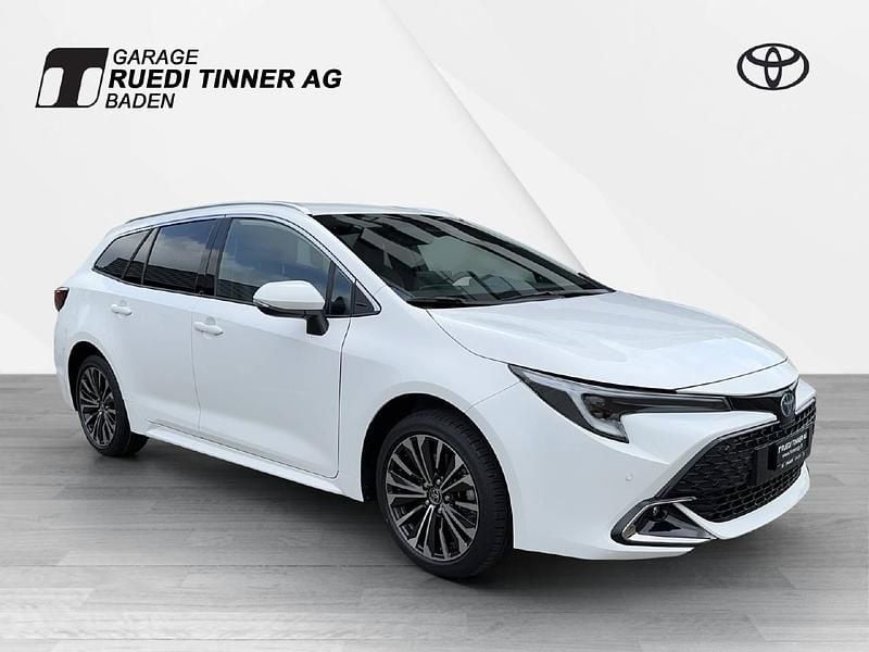 Gebraucht Toyota Corolla Trend 196 PS (144 kW) 2024 Weiss Kombi