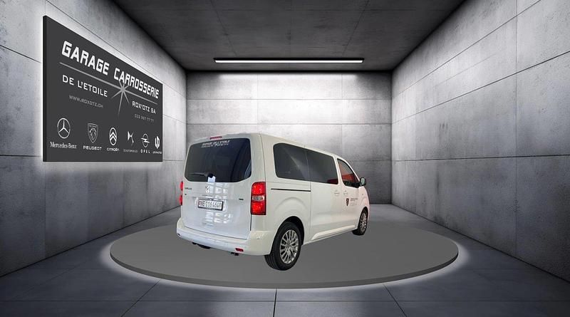 Gebraucht Peugeot Traveller Business-Line 180 PS (132 kW) 2024 Weiss Van / Kleinbus