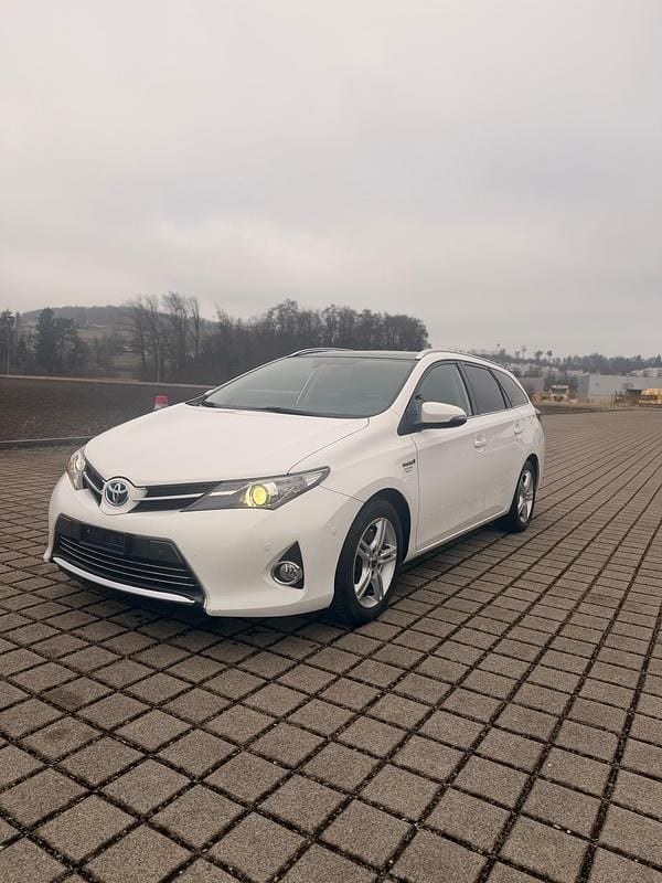 Gebraucht Toyota Auris Touring Sports Sol 136 PS (100 kW) 2014 Kombi