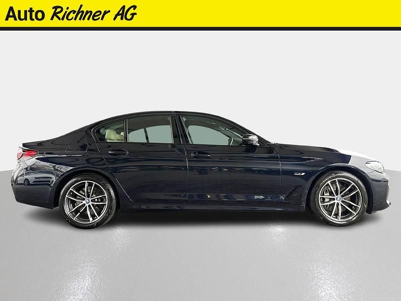 Gebraucht BMW 545e 394 PS (289 kW) 2022