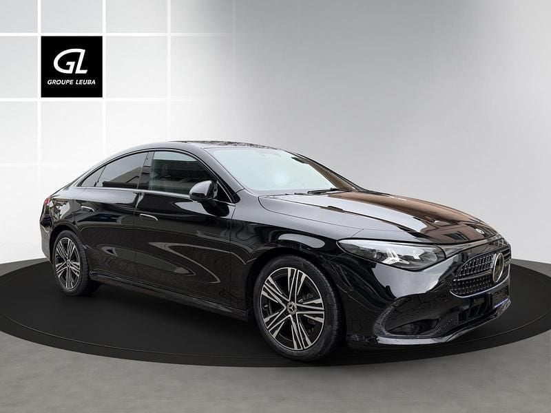 Neu Mercedes CLA180 136 PS (100 kW) 2026 Schwarz Limousine