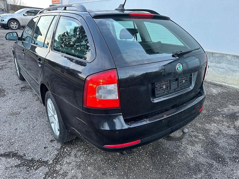 Gebraucht Skoda Octavia Adventure 140 PS (102 kW) 2011 Kombi