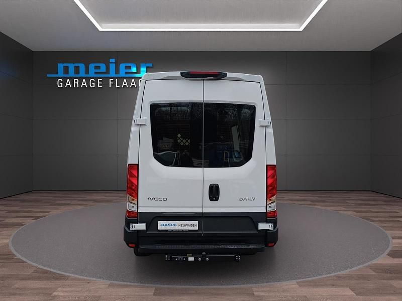 Neu Iveco Daily 156 PS (114 kW) 2026 Van / Kleinbus