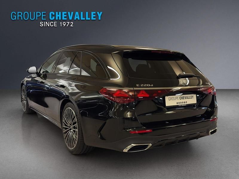 Neu Mercedes E220 197 PS (144 kW) 2026 Schwarz Kombi