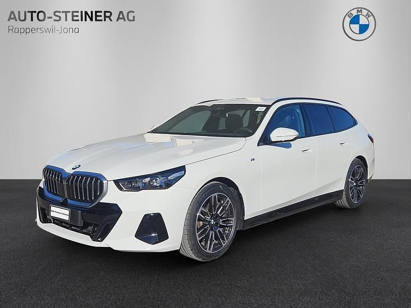 Gebraucht BMW 520 M Sport 208 PS (152 kW) 2025 Weiss Kombi