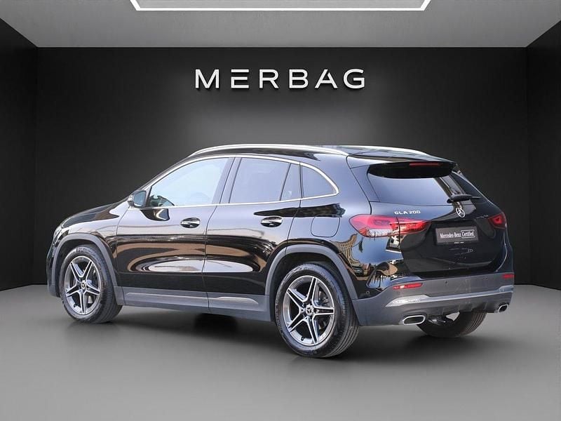 Gebraucht Mercedes GLA200 AMG line 163 PS (119 kW) 2021 Schwarz SUV