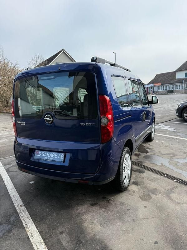 Gebraucht Opel Combo Enjoy 105 PS (77 kW) 2013 Van / Kleinbus
