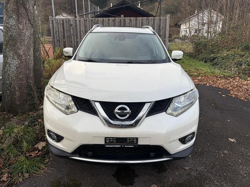 Gebraucht 2016 Nissan X-Trail Tekna SUV | CHF 8’800 - Bild 1/4