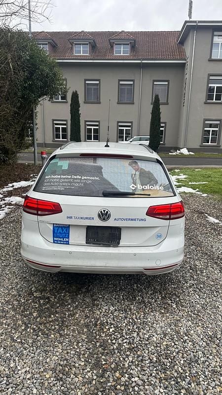 Gebraucht VW Passat Comfortline 150 PS (110 kW) 2017 Kombi