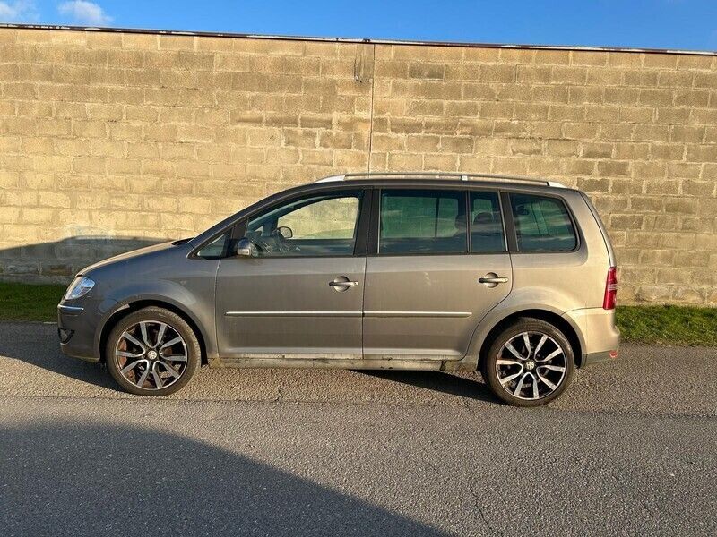 Gebraucht VW Touran Trendline 140 PS (102 kW) 2007 Van / Kleinbus