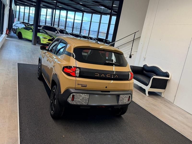 Neu Dacia Spring Extreme 47 kW (65 PS) 2025 Kleinwagen