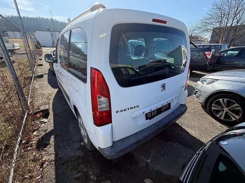 Gebraucht Peugeot Partner 90 PS (66 kW) 2010