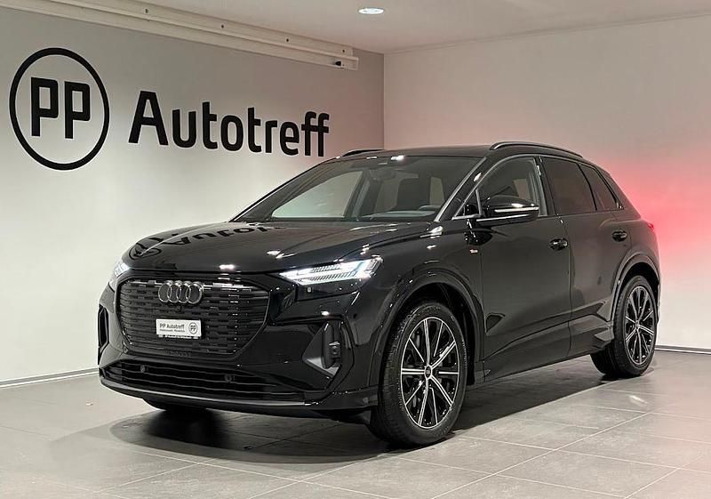 Schwarz Neu 2025 Audi Q4 e-tron Ambiente SUV | CHF 61’900 (Guter Preis) - Bild 1/4