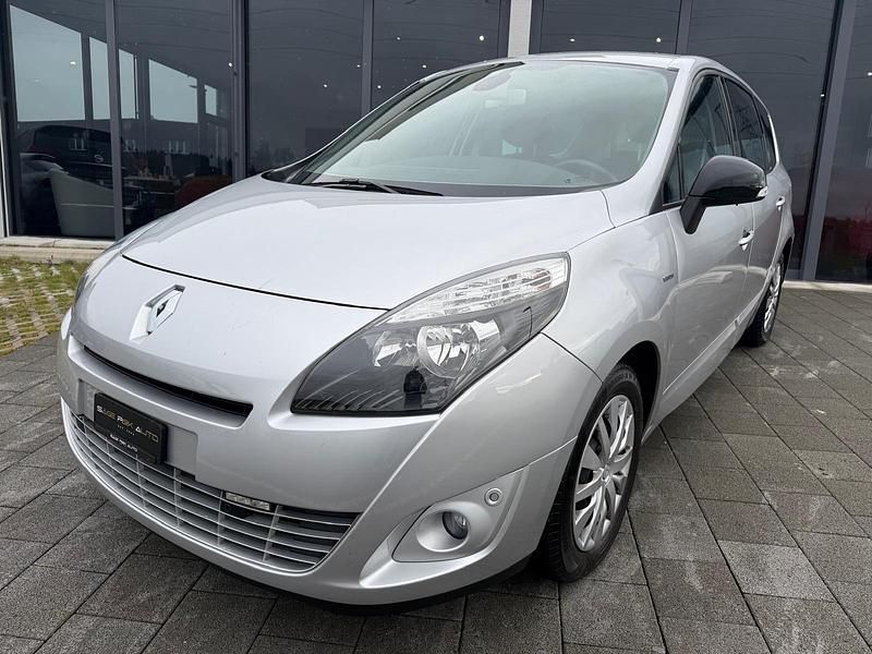 Gebraucht Renault Grand Scénic Bose Edition 110 PS (80 kW) 2011 Grau Van / Kleinbus