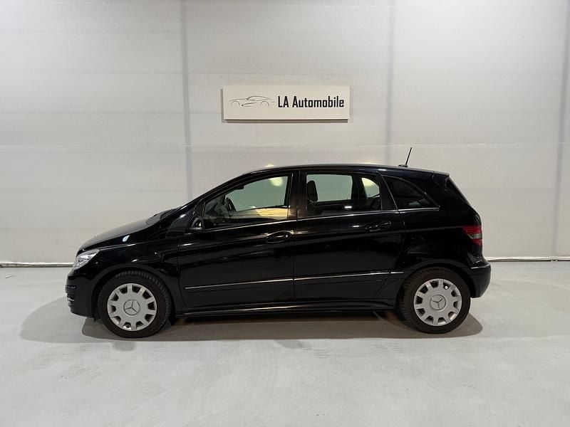 Gebraucht Mercedes B180 115 PS (84 kW) 2009 Van / Kleinbus