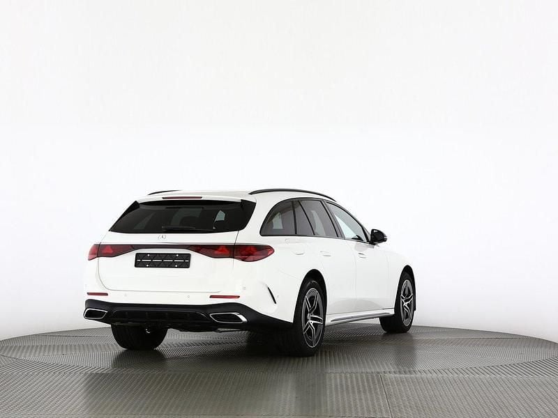 Neu Mercedes E220 197 PS (144 kW) 2025 Weiss Kombi