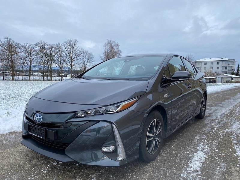 Gebraucht 2018 Toyota Prius Premium | CHF 16’900 (Guter Preis) - Bild 1/4