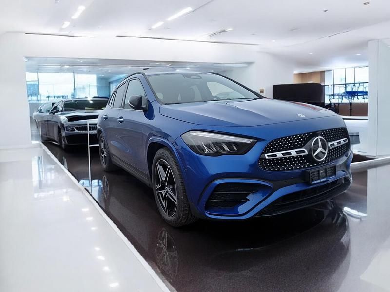 Gebraucht Mercedes GLA220 AMG line 190 PS (139 kW) 2024 SUV