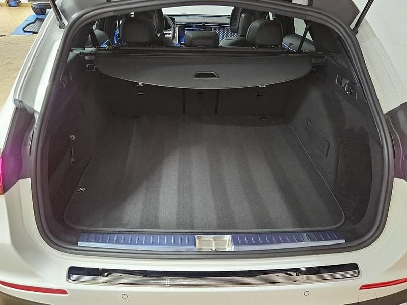 Neu Mercedes E200 AMG line 204 PS (150 kW) 2025 Weiss Kombi