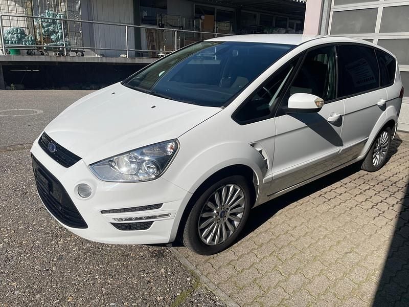 Gebraucht 2015 Ford S-MAX Titanium Van / Kleinbus | CHF 8’500 (Superpreis) - Bild 1/4