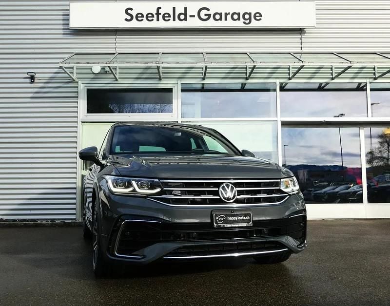 Gray Gebraucht 2025 VW Tiguan R-line SUV | CHF 27’450 (Superpreis) - Bild 1/4