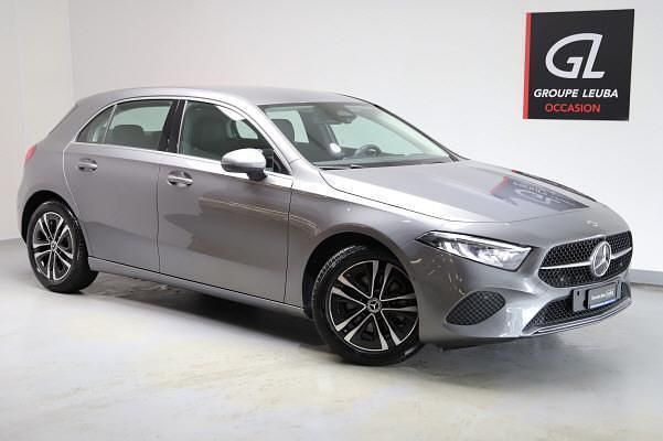 Grau Gebraucht 2024 Mercedes A180 Limousine | CHF 30’500 (Fairer Preis) - Bild 1/4