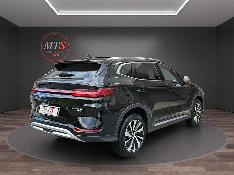 Neu BYD Seal Design 323 PS (237 kW) 2025 Kombi