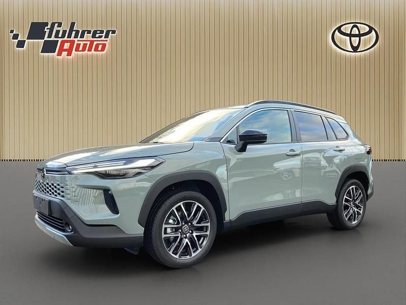 Grau Neu 2025 Toyota Corolla Cross Trend SUV | CHF 43’550 (Superpreis) - Bild 1/4
