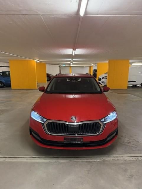 Gebraucht 2021 Skoda Octavia Ambition Kombi | CHF 17’899 (Superpreis) - Bild 1/4