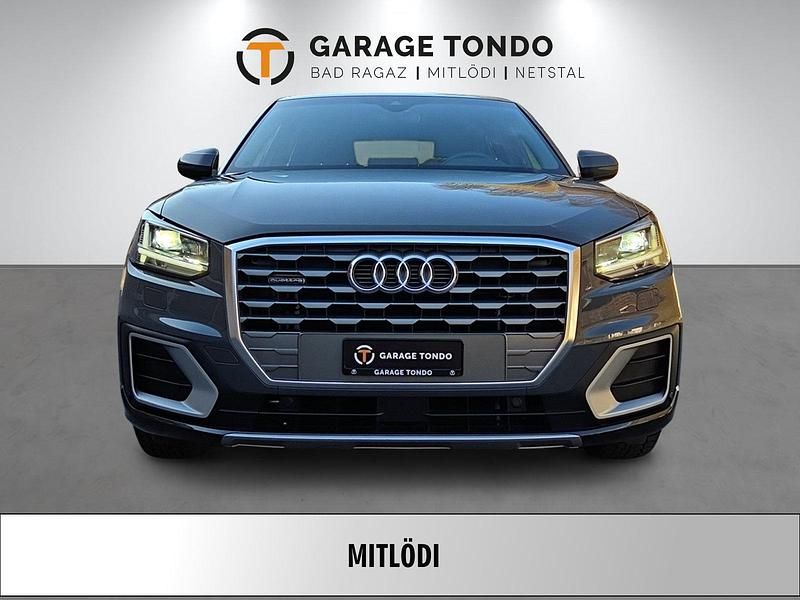 Gebraucht Audi Q2 Sport 190 PS (139 kW) 2017 Grau SUV