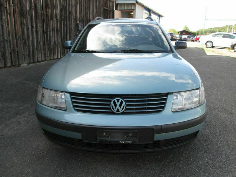 Verkauft VW Passat Variant 1.9 TDI Com., gebraucht 1998, 310.990 km in  Läufelfingen