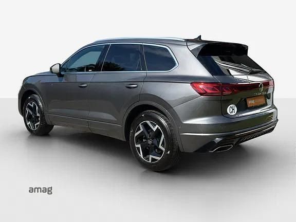 Gebraucht VW Touareg R-line 286 PS (210 kW) 2024 Siliziumgrau metallic SUV