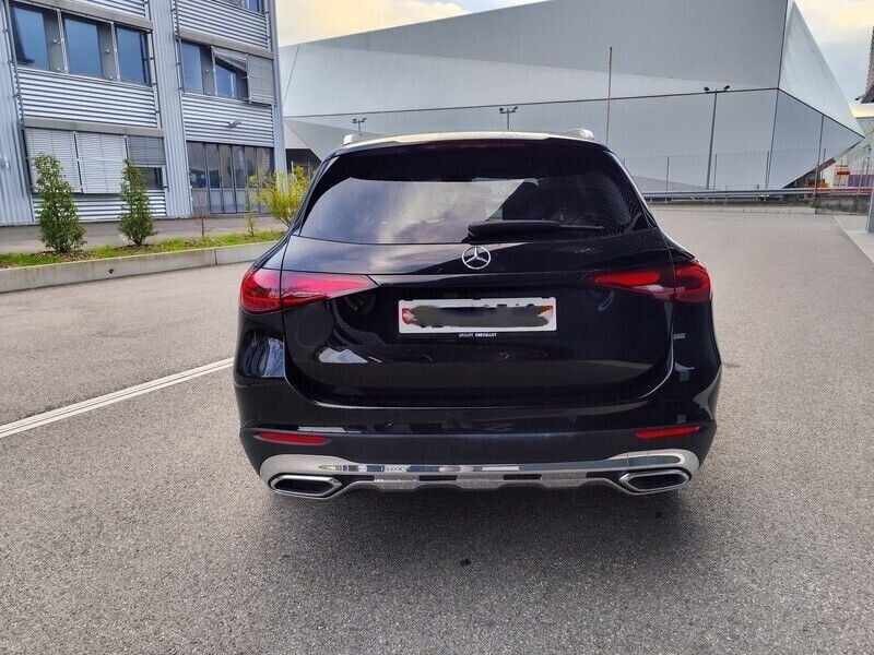 Gebraucht Mercedes GLC200 204 PS (150 kW) 2024 SUV