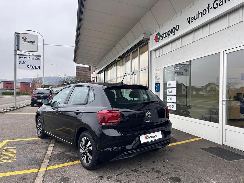 Gebraucht VW Polo Comfortline 95 PS (69 kW) 2020 Schwarz Limousine