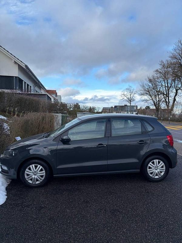 Gebraucht VW Polo Sound 90 PS (66 kW) 2016 Limousine