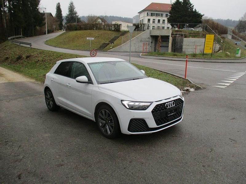 Gebraucht Audi A1 Sportback Advanced 110 PS (80 kW) 2021 Kleinwagen