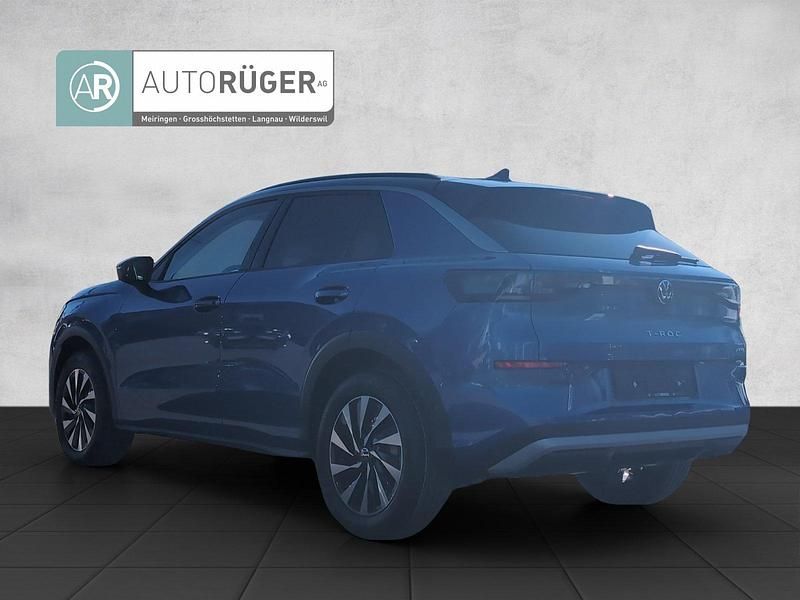 Neu VW T-Roc Style 150 PS (110 kW) 2026 Blau SUV
