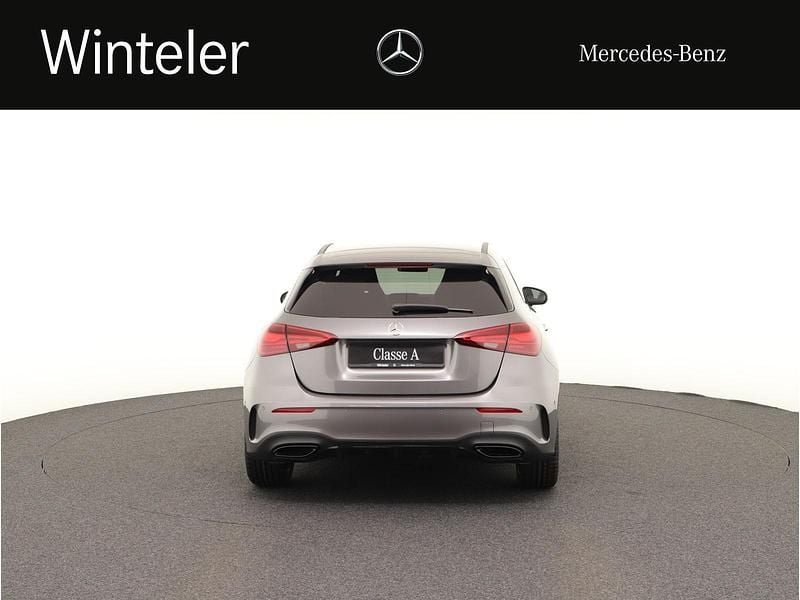 Neu Mercedes A220 190 PS (139 kW) 2025 Grau Limousine