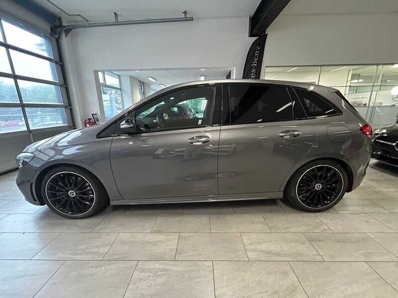 Gebraucht Mercedes B250 AMG line 224 PS (164 kW) 2021 Van / Kleinbus