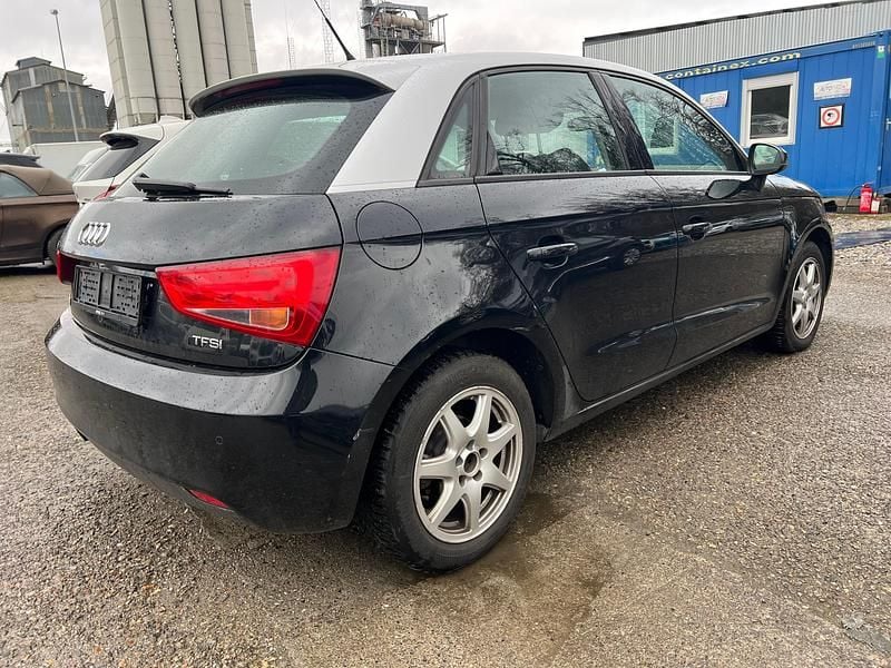 Gebraucht Audi A1 Sportback Admired 86 PS (63 kW) 2013 Kleinwagen