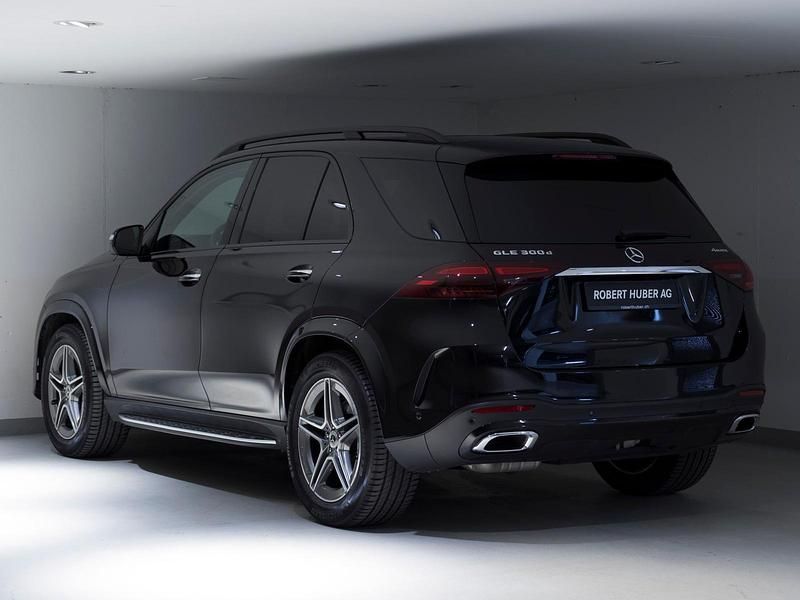 Gebraucht Mercedes GLE300 285 PS (209 kW) 2023 Schwarz SUV