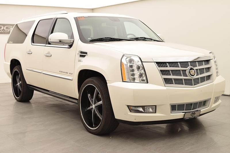 Gebraucht Cadillac Escalade 409 PS (300 kW) 2012 Weiss SUV
