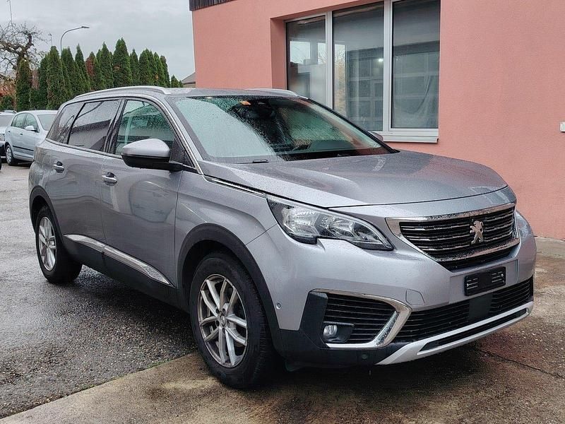 Gebraucht Peugeot 5008 Allure 130 PS (95 kW) 2019 Van / Kleinbus