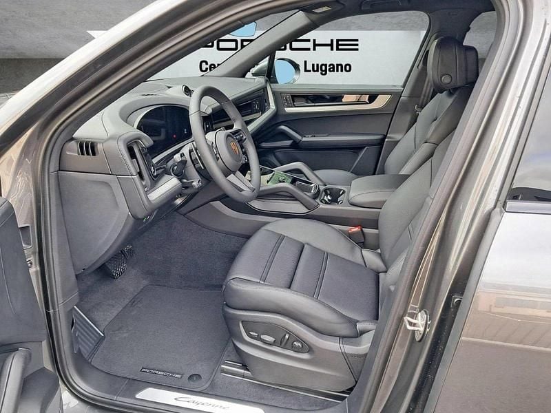 Gebraucht Porsche Cayenne 470 PS (345 kW) 2025 SUV