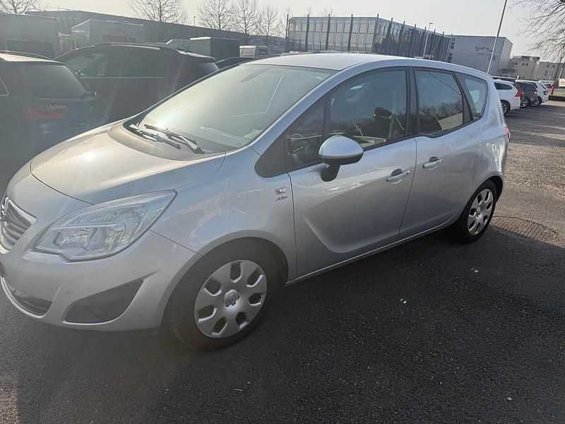 Gebraucht Opel Meriva Active 140 PS (102 kW) 2013 Van / Kleinbus
