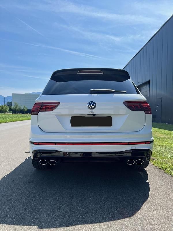 Gebraucht VW Tiguan R 319 PS (234 kW) 2021 SUV
