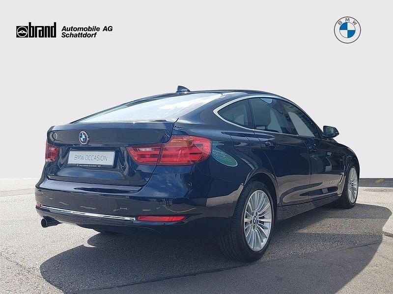 Gebraucht BMW 320 Gran Turismo Luxury Line 184 PS (135 kW) 2014 Blau Limousine