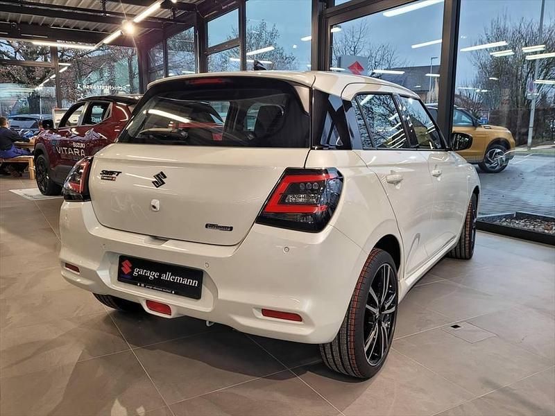 Neu Suzuki Swift 82 PS (60 kW) 2025 Limousine