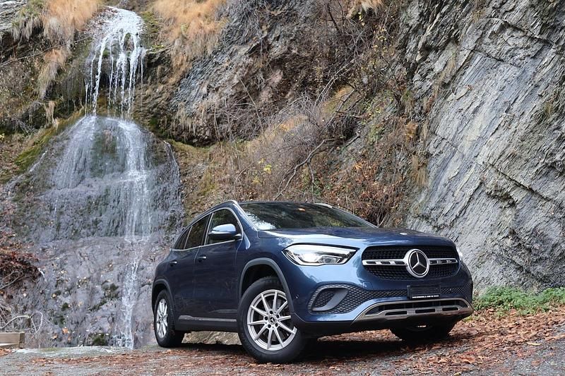 Gebraucht Mercedes GLA250 Style 224 PS (164 kW) 2020 SUV