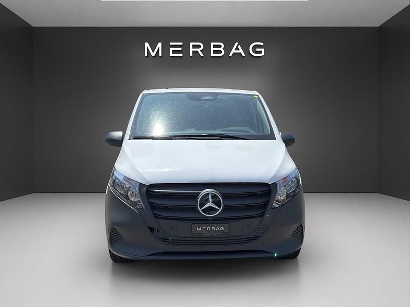 Neu Mercedes Vito 102 PS (75 kW) 2025 Van
